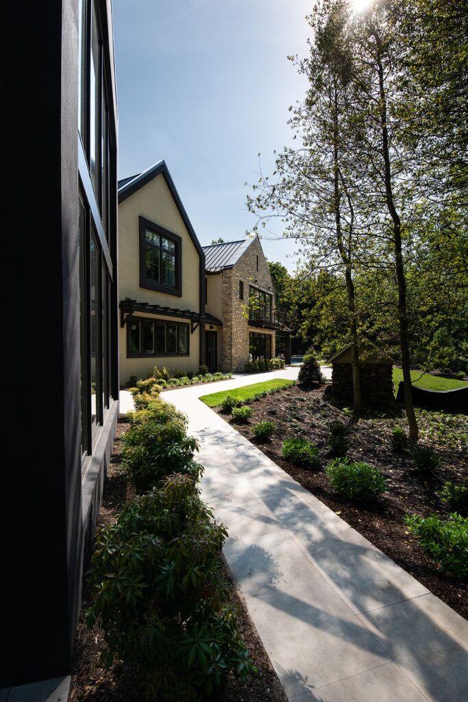 2021.05.21 Z+ The Louise House-2