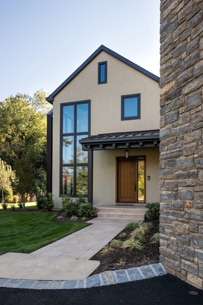 2021.10.01 Z+ The Louise House-2